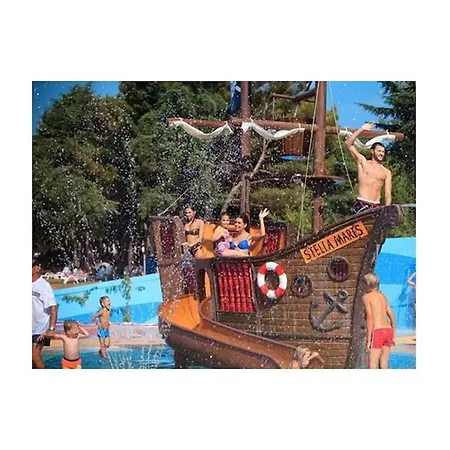 In With Swimming Pool Σπίτι διακοπών *
